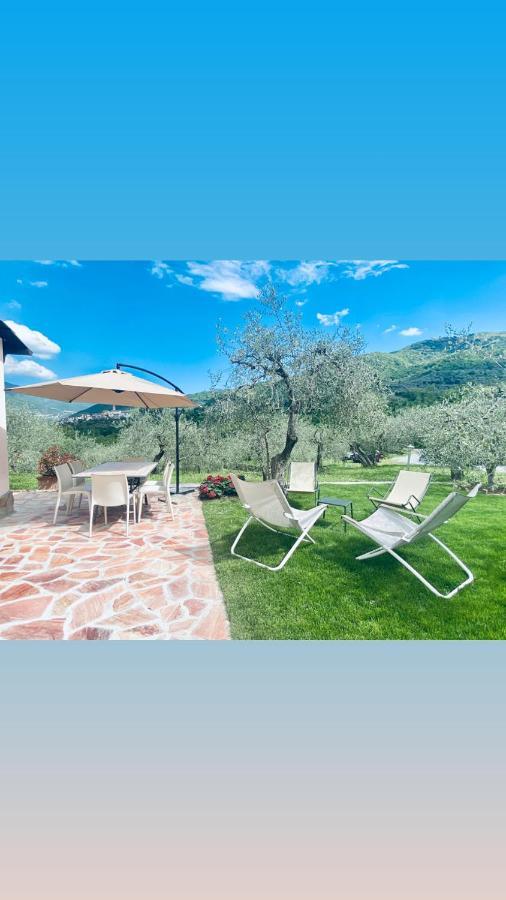 Casa Vacanze Gli Ulivi Borgomaro Exterior photo