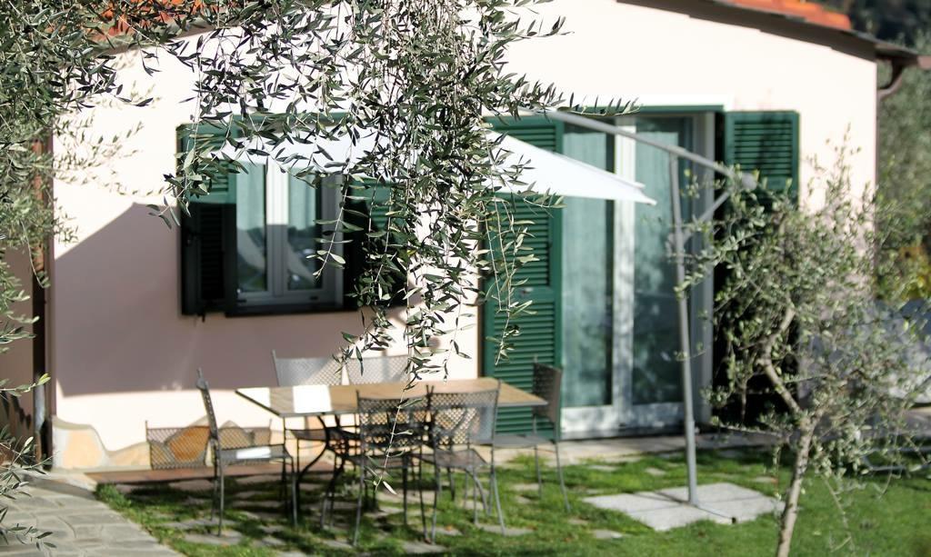 Casa Vacanze Gli Ulivi Borgomaro Exterior photo