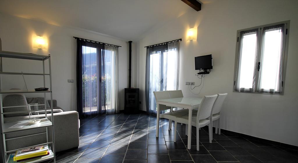 Casa Vacanze Gli Ulivi Borgomaro Exterior photo